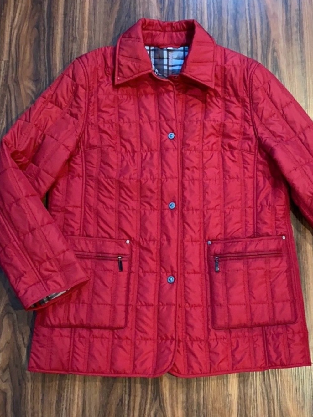 Quilted Barn Jacket (german brand) - Picture 3 of 13